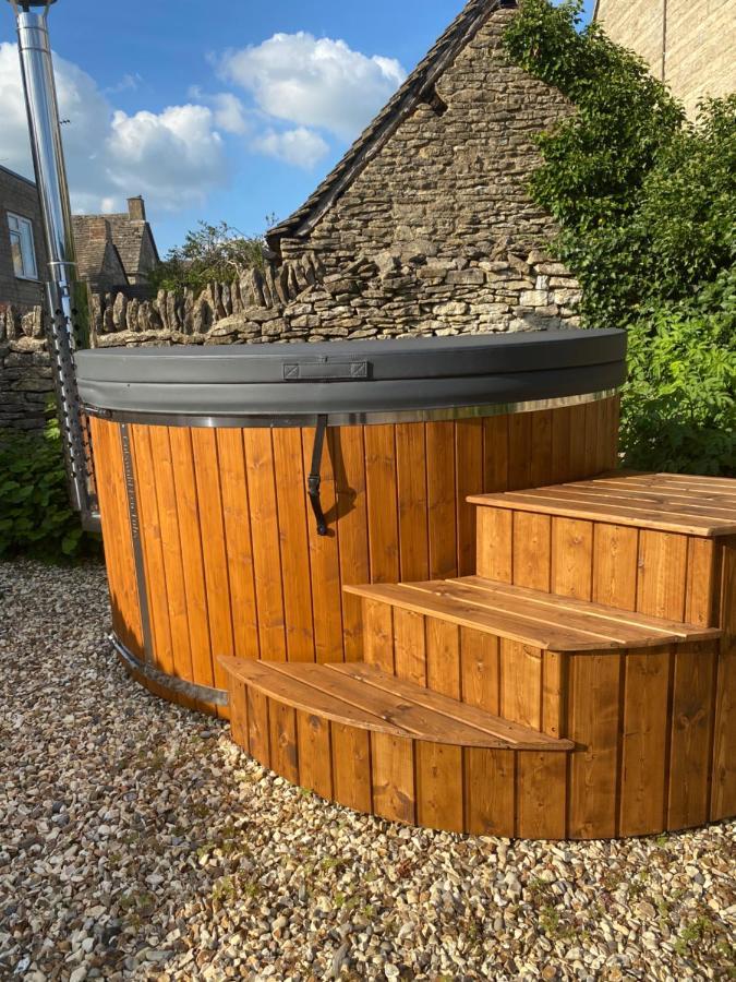 Luxury Cotswold Cottage With Hot Tub In Stow On The Wold! Kültér fotó