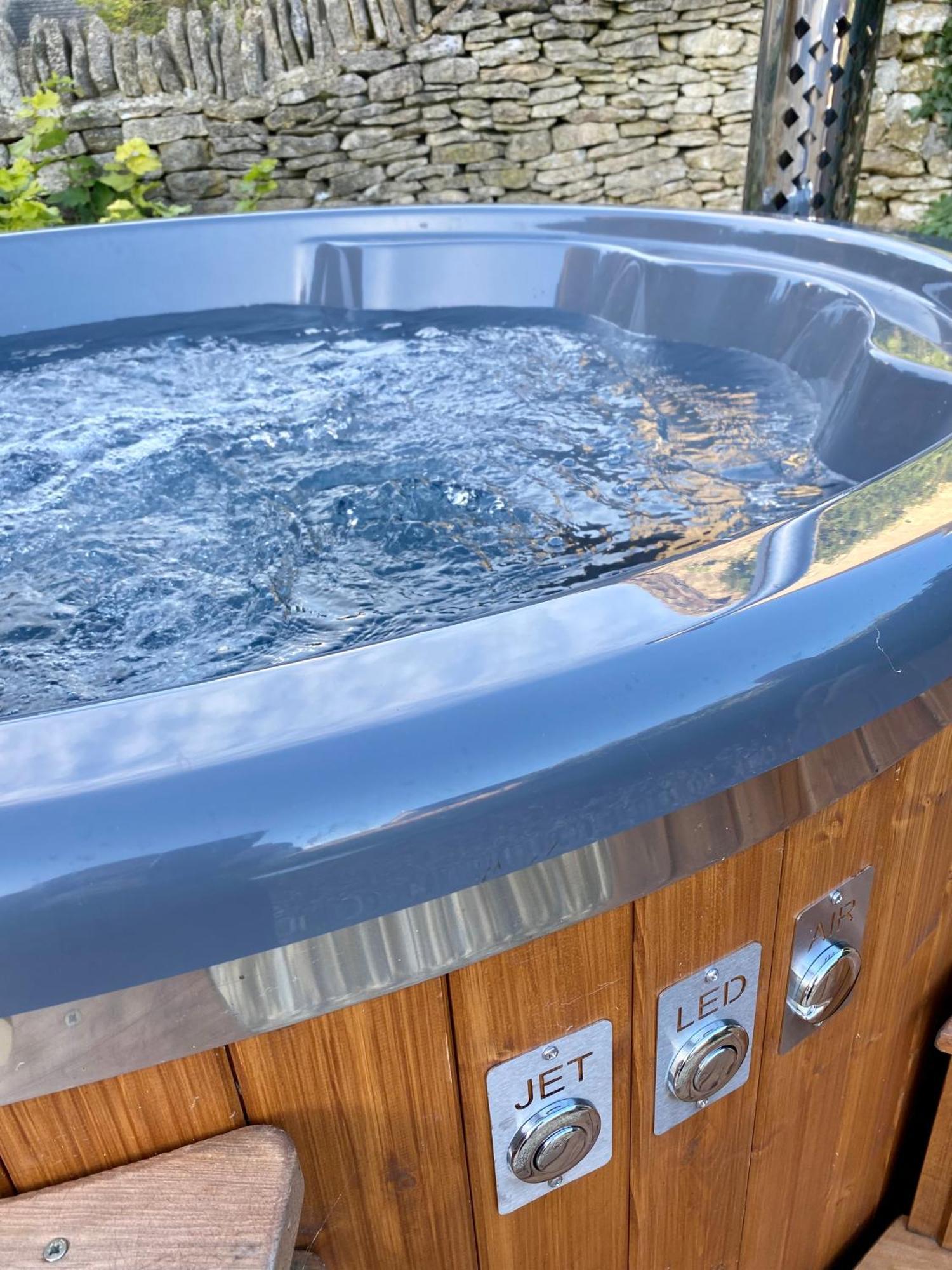 Luxury Cotswold Cottage With Hot Tub In Stow On The Wold! Kültér fotó